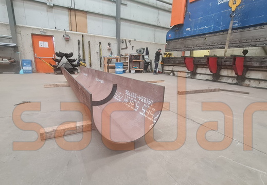 Hardox 450 12mm Radüslü Abkant Büküm